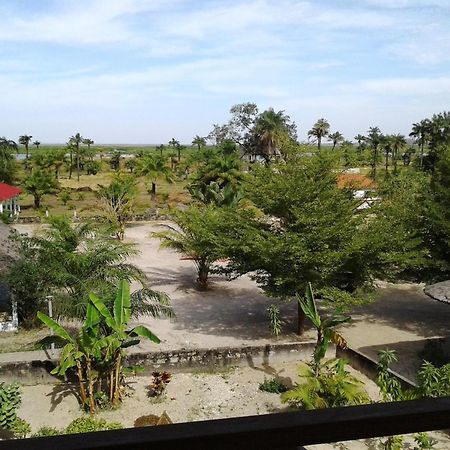 Casa Motel Ziguinchor Buitenkant foto
